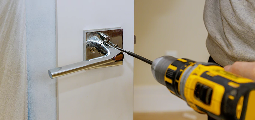 After-hours Locksmith For Lock Troubleshooting in Healdsburg, California